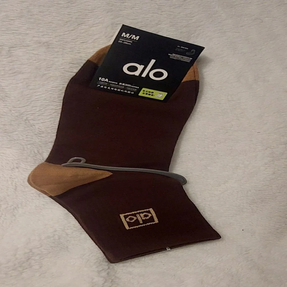 Alo Brown & Tan everyday Socks women Size 7-9